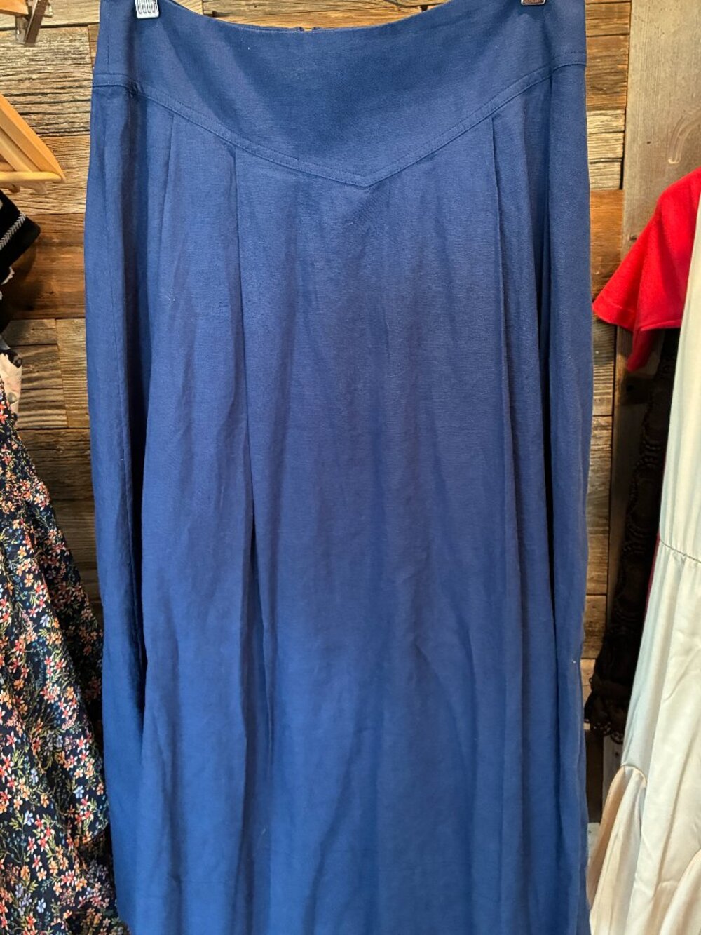 Banana Republic Linen blend blue midi skirt, sz 6